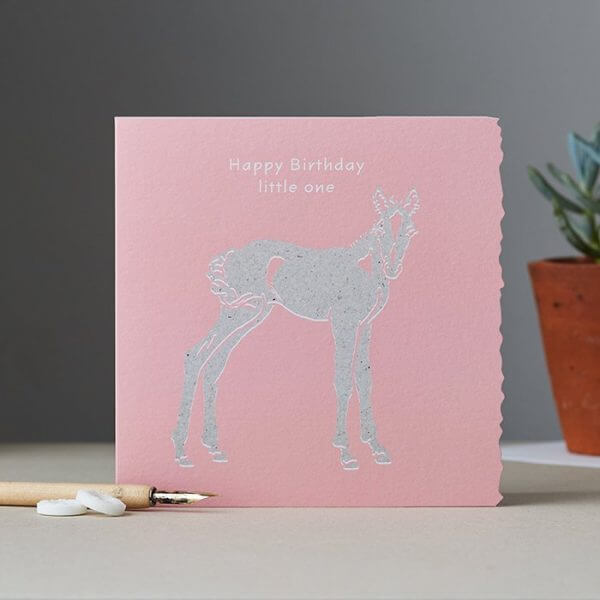 Tarjeta de felicitación Pony con bloques de color y borde adornado