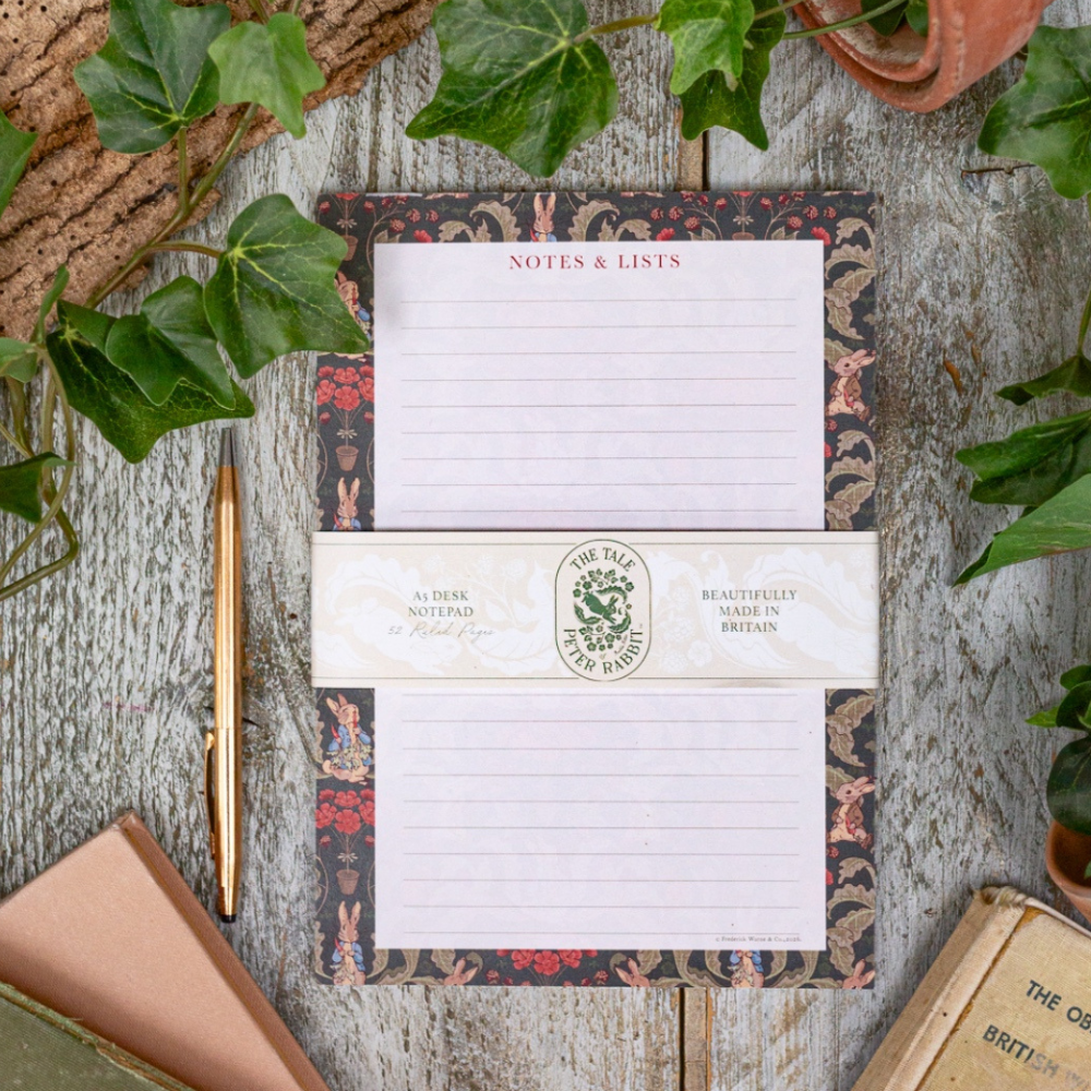 Peter Rabbit A5 Desk Pad "The Vegetable Thief"