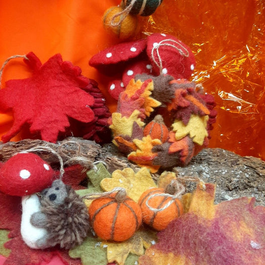 Felt So Good Autumn Leaves & Pumpkin Wreath